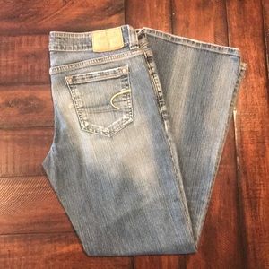AE Boyfriend 77 Jeans